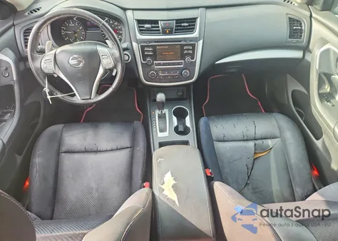 2016 Nissan Altima 2.5 z USA, uszkodzony, nr VIN 1N4AL3AP9GC240316